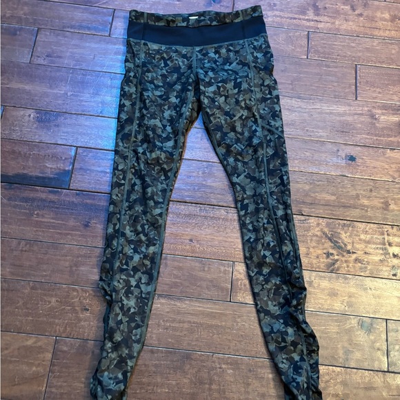 Lululemon sz 6 bundle of 3 items - Picture 8 of 11